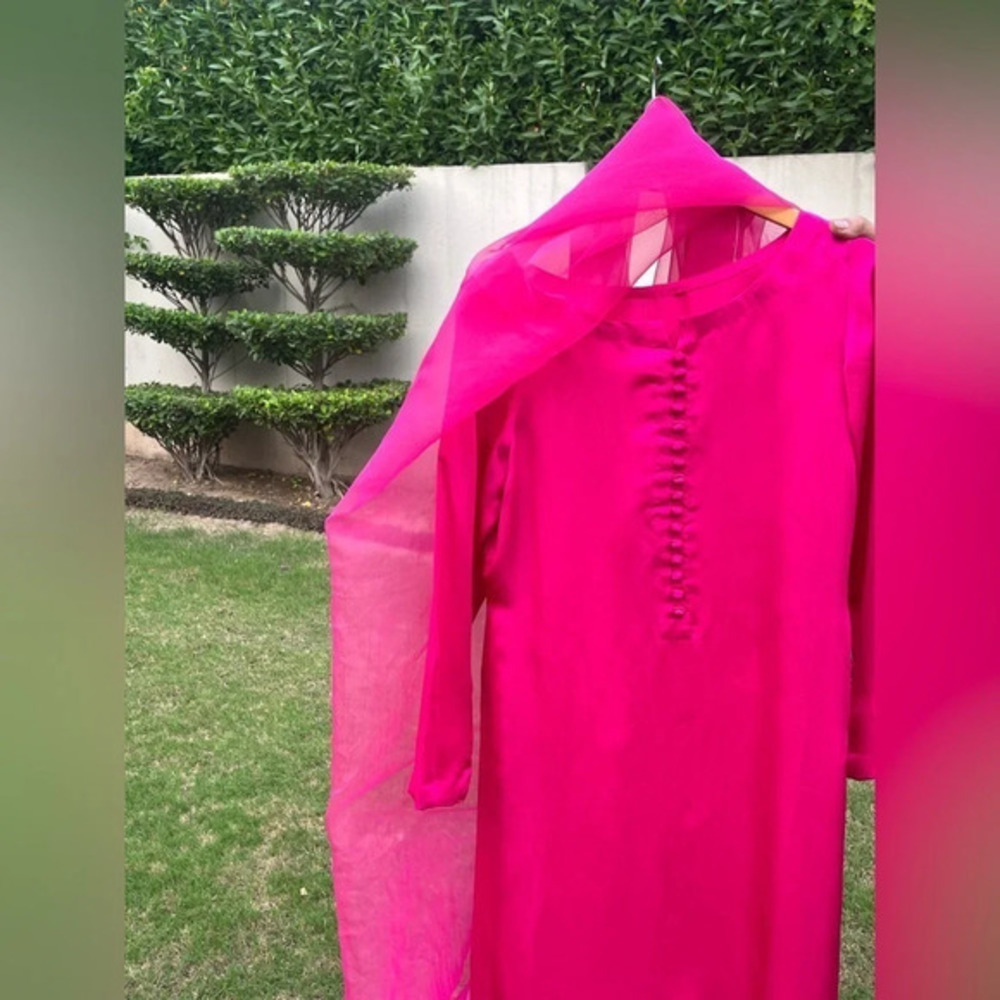 FUSCHIA PINK PAKISTANI INDIAN WEAR/ Kameez Dupatta Pants 3PIECE